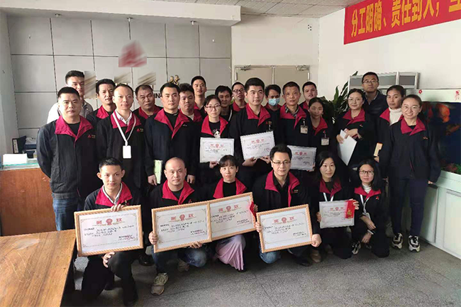 總結(jié)會合影 總結(jié)會合影